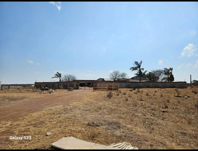 9.50HA SMALLHOLDING FOR SALE IN MYNGENOEGEN AH